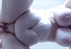نوجوان با مشاعره بزرگ پاهای او را گسترش می فیلمسکسی گلشیفته فراهانی دهد